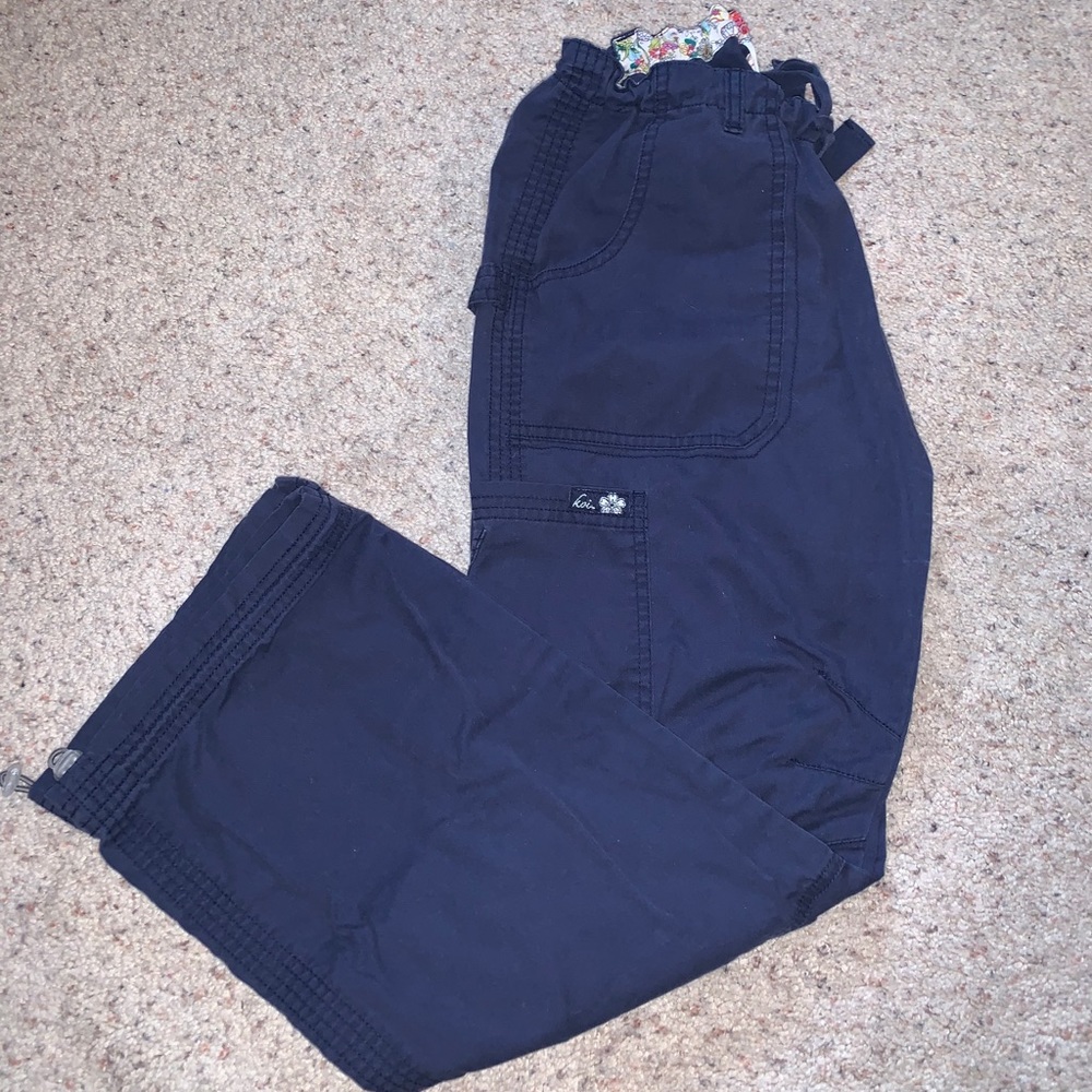 Women’s Koi scrub pants